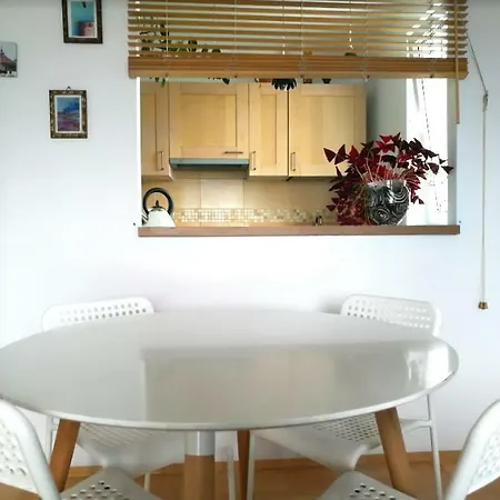 Cosy Near Cracow City Center With Amazing Balcony View Apartament Kraków